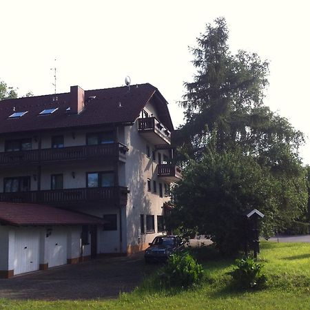 Hotel Bacchusstube Garni Goldbach  Bagian luar foto