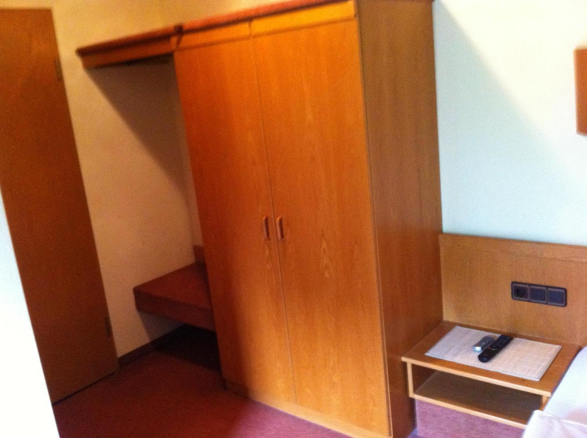 Hotel Bacchusstube Garni Goldbach  Bagian luar foto