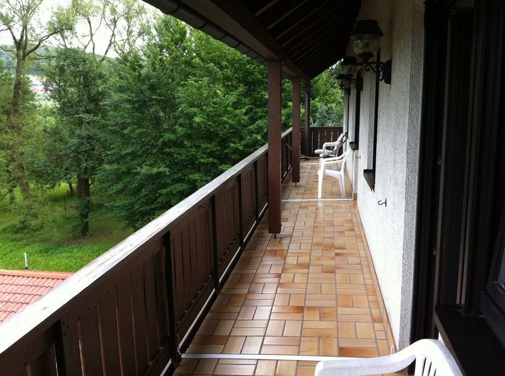 Hotel Bacchusstube Garni Goldbach  Bagian luar foto